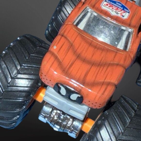 Hot Wheels Brutus Brown Monster Jam Lucas Oil Die Cast Monster Truck 1:64 A27 - Picture 8 of 8
